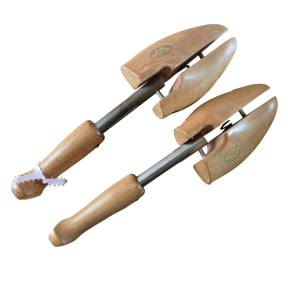 Vintage 1926 Patented Wood Shoe Trees Pair Split Toe Adjustable Size 52 Antique